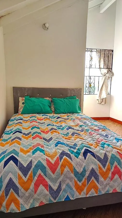 Homestay Habitacion En Laureles Medellin